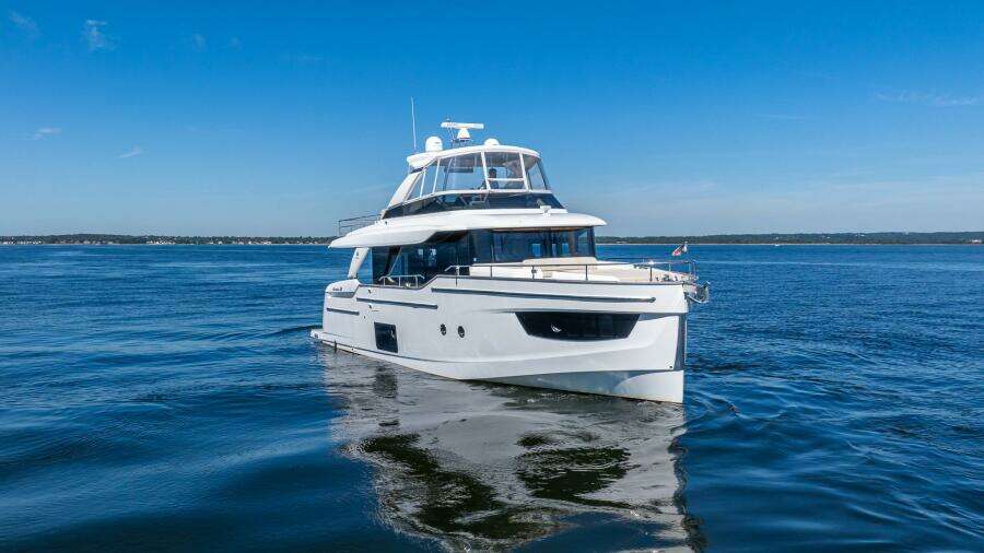 Just Joanne 58ft Absolute Yacht For Sale