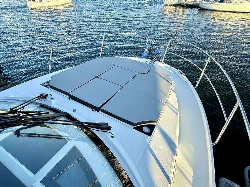 SaaSea 33ft Jeanneau Yacht For Sale