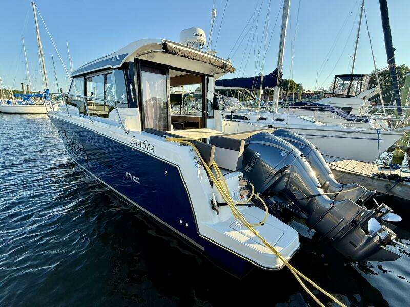 SaaSea 33ft Jeanneau Yacht For Sale