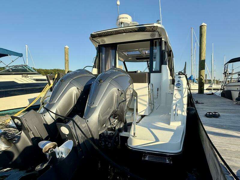 SaaSea 33ft Jeanneau Yacht For Sale