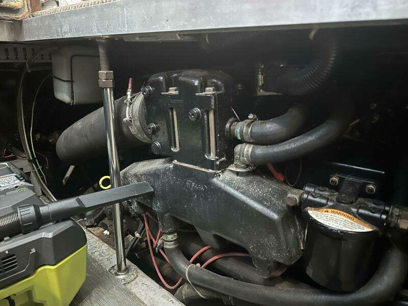 35ft Carver Yacht For Sale
