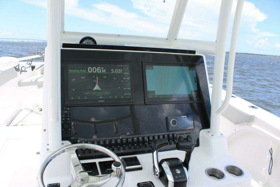 Helm Station