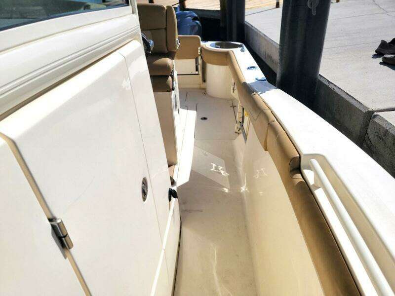 27ft Scout Yacht For Sale