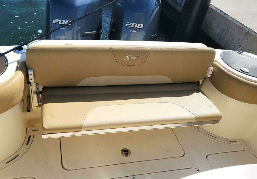 27ft Scout Yacht For Sale