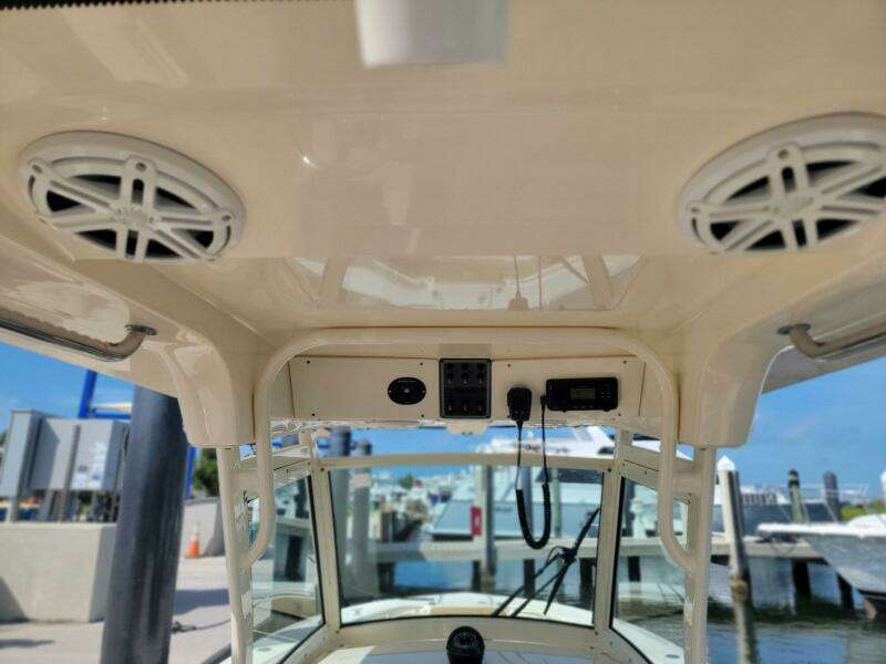 27ft Scout Yacht For Sale