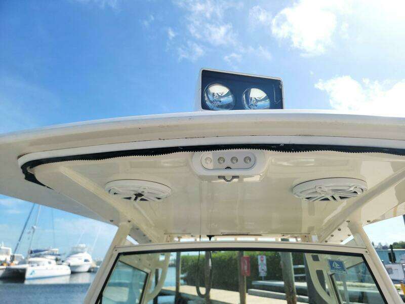 27ft Scout Yacht For Sale