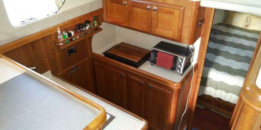 Sapphire 34ft Mainship Yacht For Sale