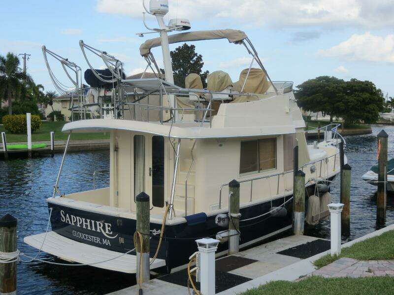 Sapphire 34ft Mainship Yacht For Sale