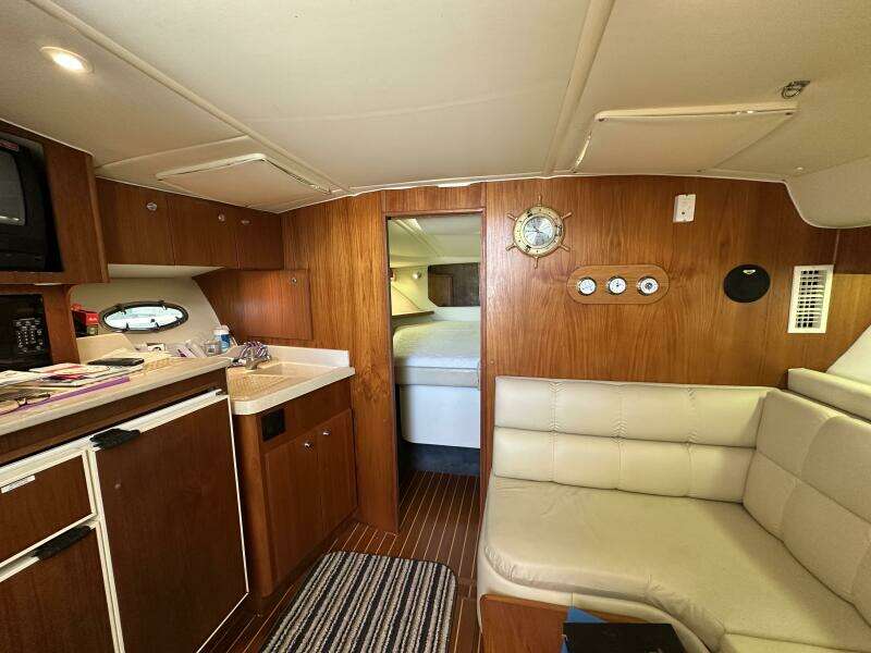Broad Caster II 35ft Tiara Yachts Yacht For Sale