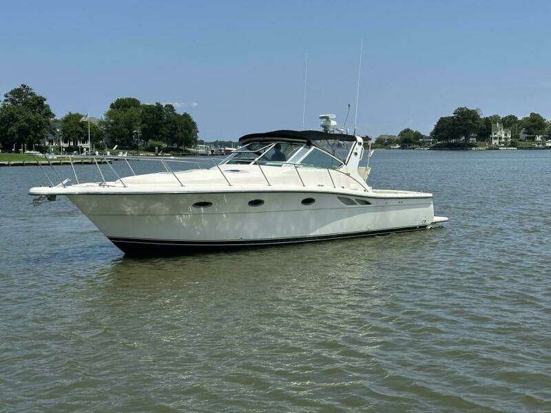 Broad Caster II 35ft Tiara Yachts Yacht For Sale