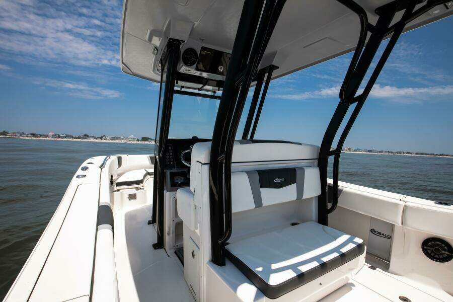 27ft Robalo Yacht For Sale