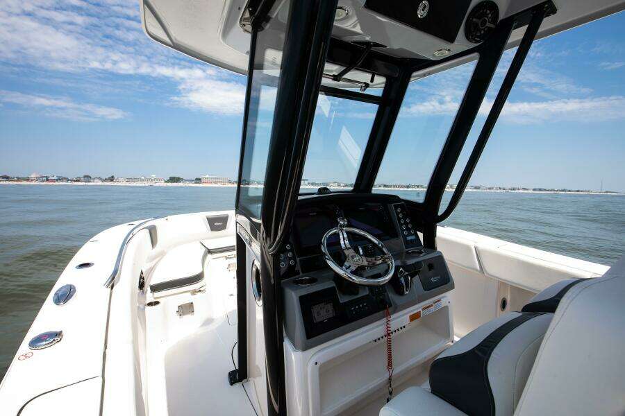 27ft Robalo Yacht For Sale