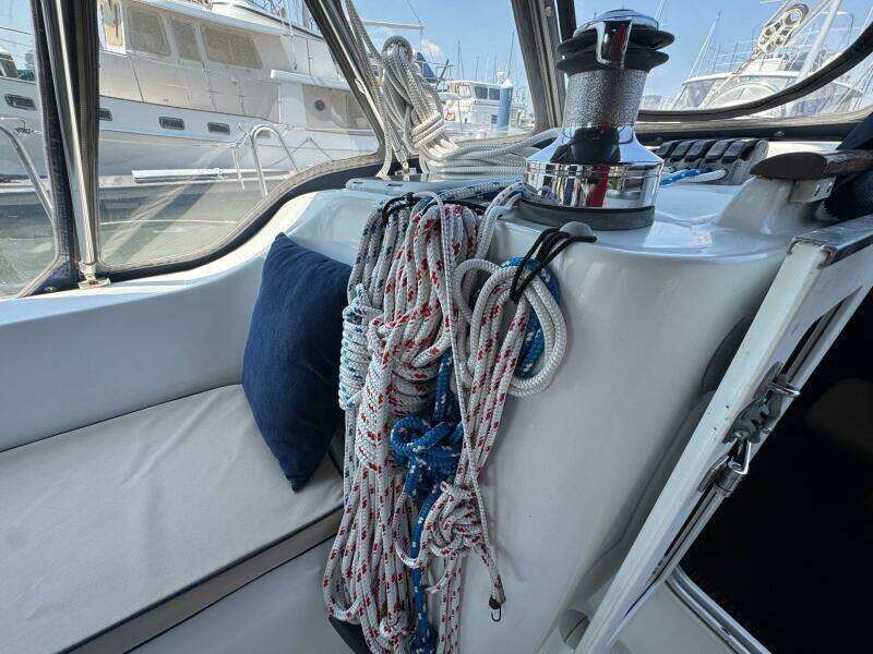 Sanctuary 46ft Beneteau Yacht For Sale
