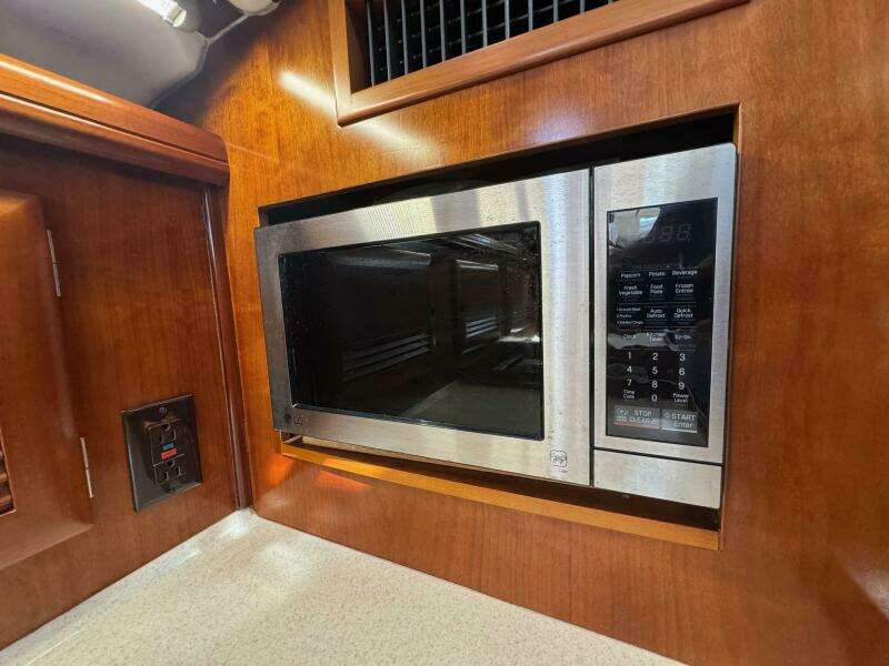 Sanctuary 46ft Beneteau Yacht For Sale