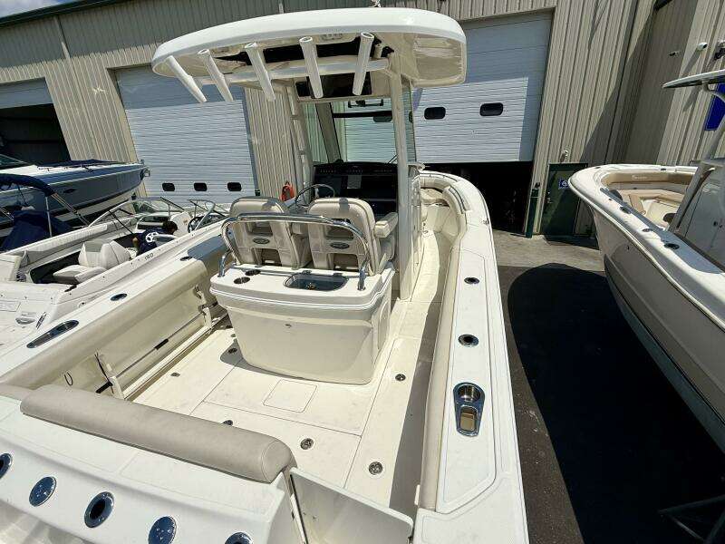 25ft Boston Whaler Yacht For Sale