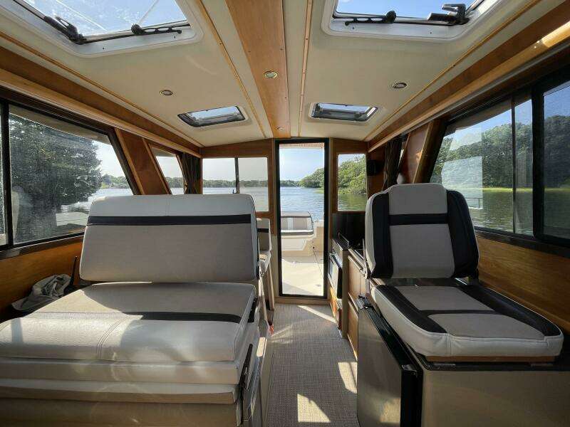 28ft Cutwater Yacht For Sale