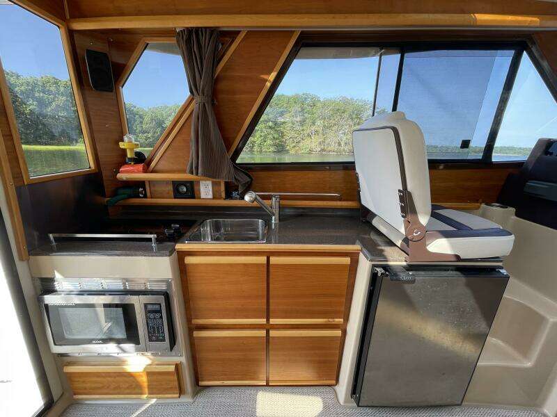 28ft Cutwater Yacht For Sale