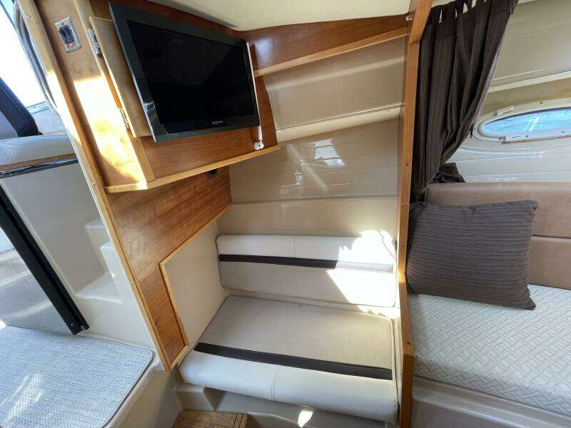 28ft Cutwater Yacht For Sale