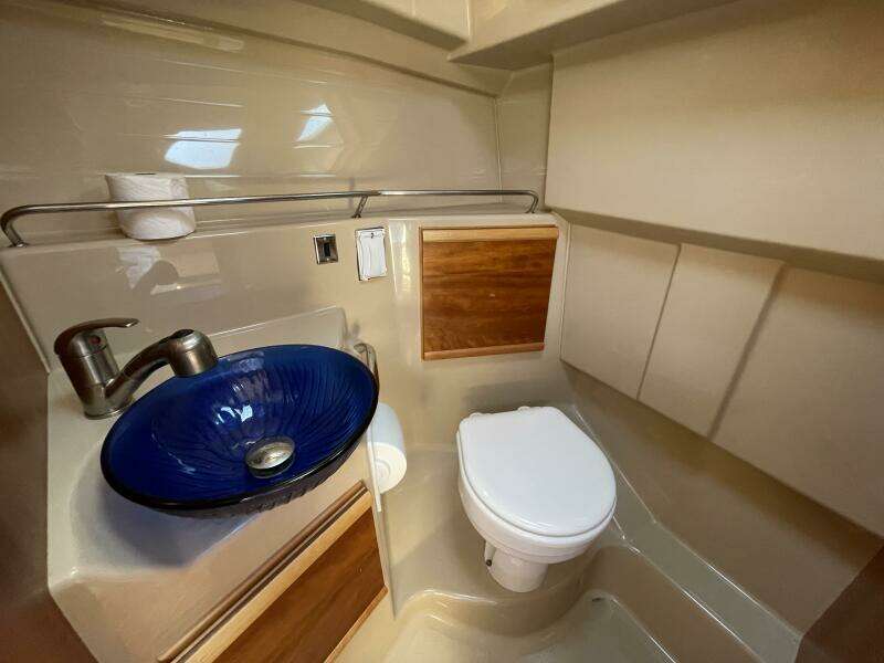 28ft Cutwater Yacht For Sale