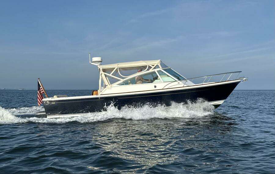Summer Salt  29ft Hunt Yachts Yacht For Sale