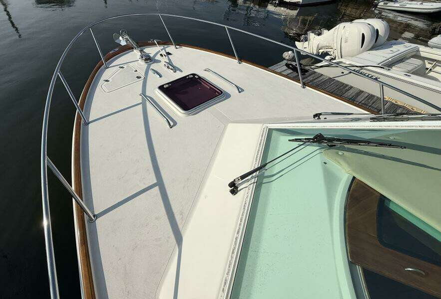 Summer Salt  29ft Hunt Yachts Yacht For Sale