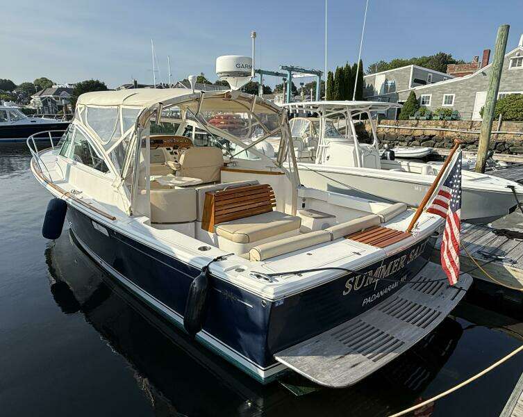 Summer Salt  29ft Hunt Yachts Yacht For Sale