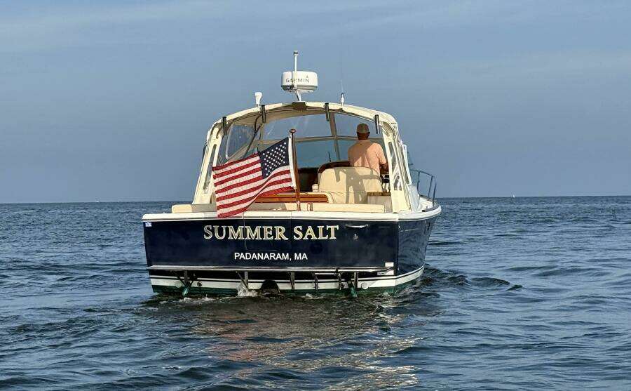 Summer Salt  29ft Hunt Yachts Yacht For Sale