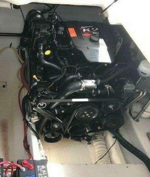 34ft Cruisers Yachts Yacht For Sale