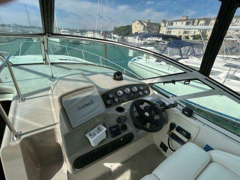 34ft Cruisers Yachts Yacht For Sale