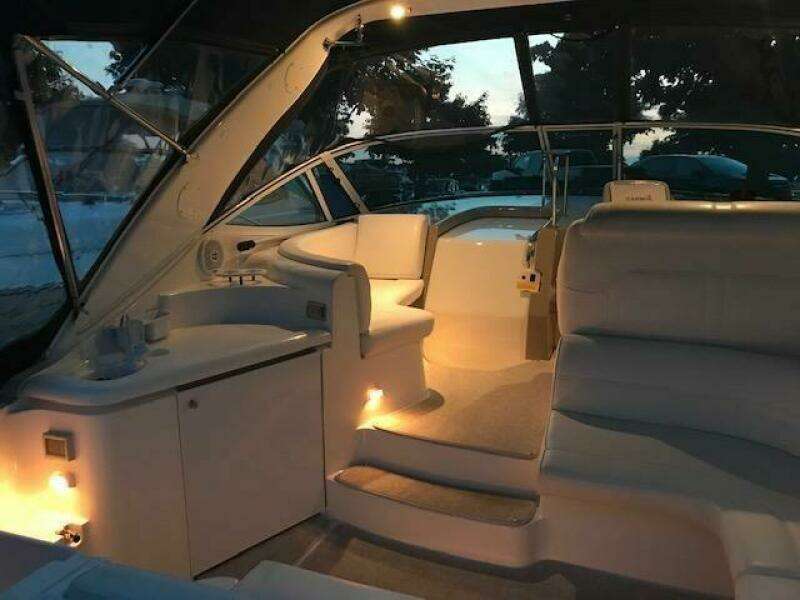 34ft Cruisers Yachts Yacht For Sale