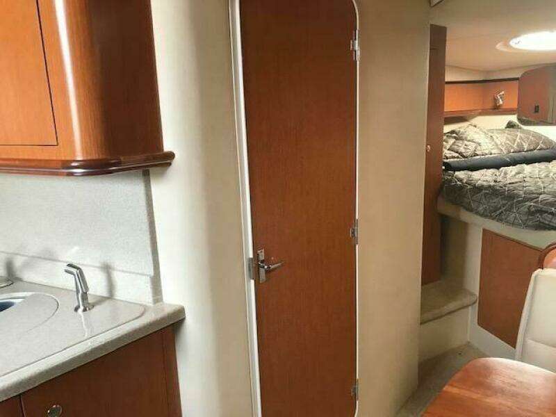 34ft Cruisers Yachts Yacht For Sale