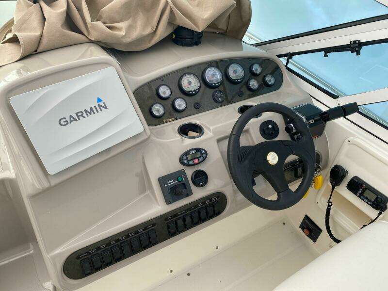 34ft Cruisers Yachts Yacht For Sale