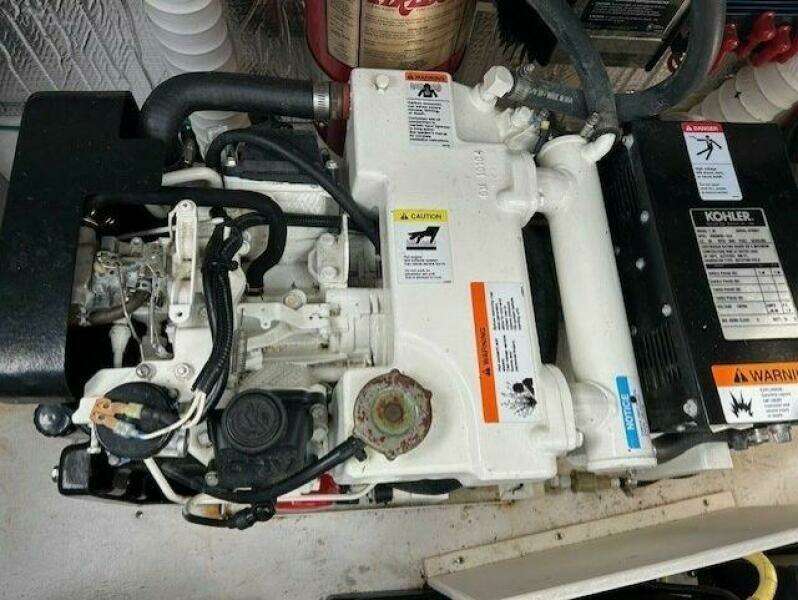 34ft Cruisers Yachts Yacht For Sale