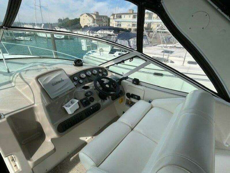 34ft Cruisers Yachts Yacht For Sale