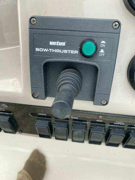 34ft Cruisers Yachts Yacht For Sale