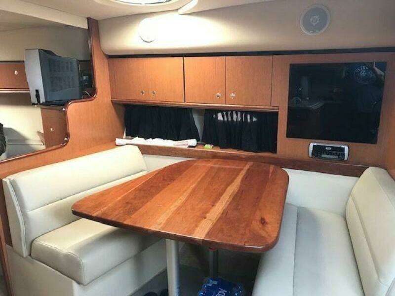 34ft Cruisers Yachts Yacht For Sale