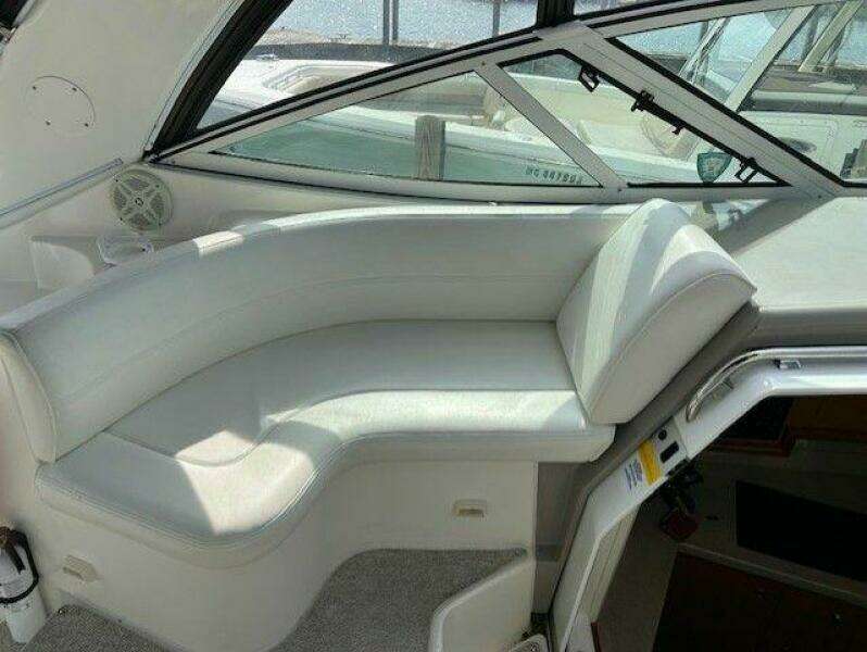 34ft Cruisers Yachts Yacht For Sale