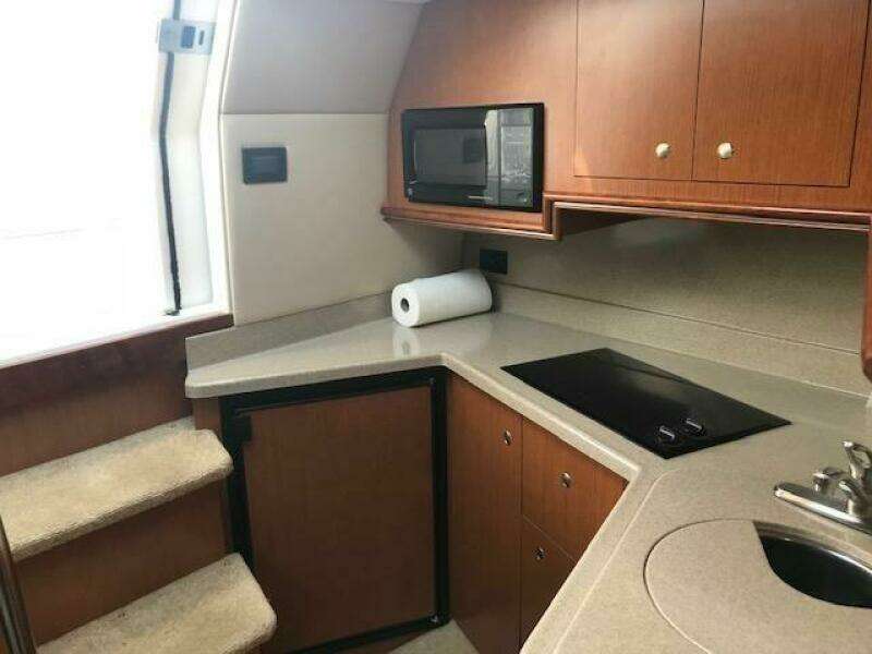 34ft Cruisers Yachts Yacht For Sale