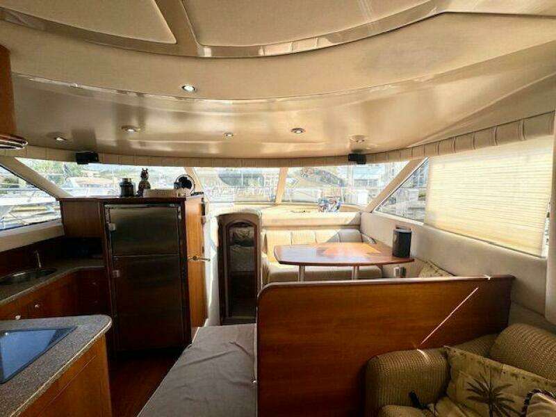 44ft Cruisers Yachts Yacht For Sale