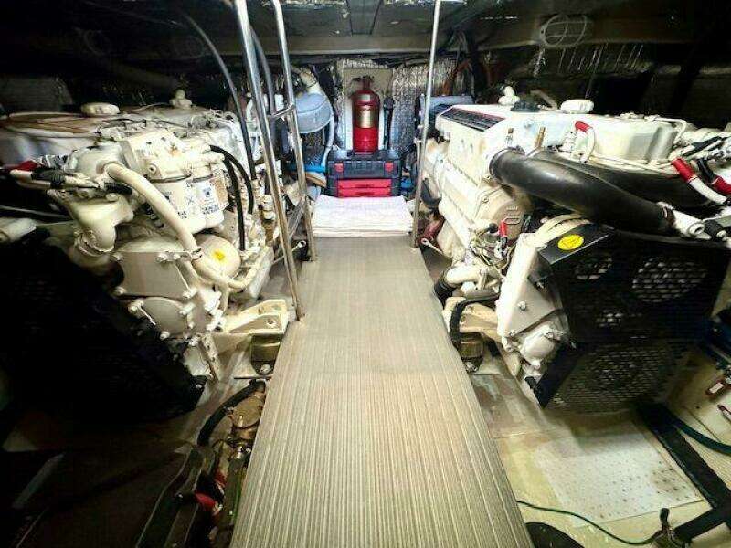 44ft Cruisers Yachts Yacht For Sale
