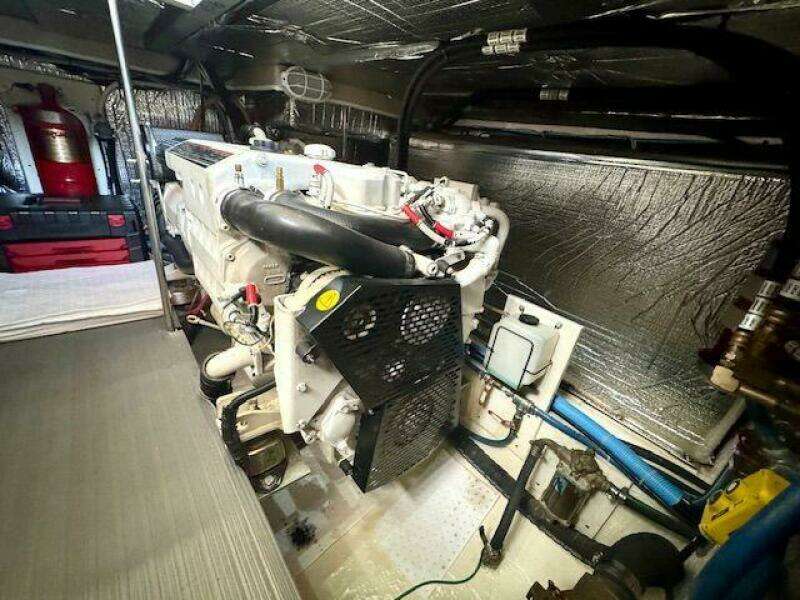 44ft Cruisers Yachts Yacht For Sale