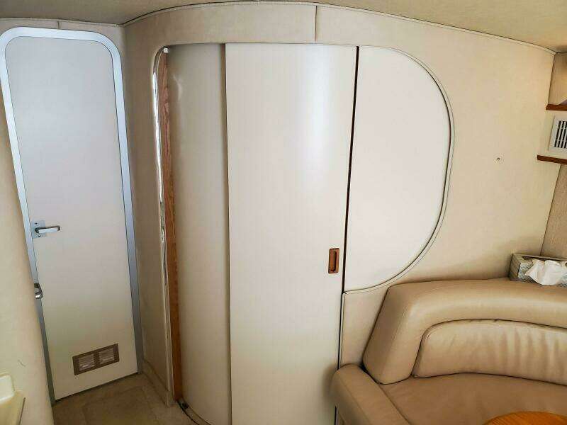 40ft Sea Ray Yacht For Sale