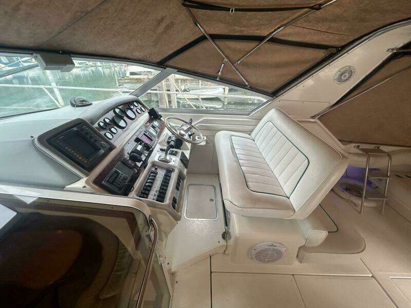 40ft Sea Ray Yacht For Sale