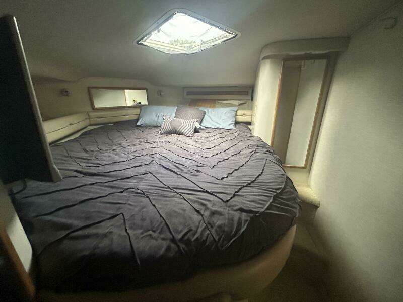 40ft Sea Ray Yacht For Sale