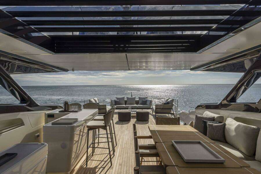 EPIC 98ft Ferretti Yachts Yacht For Sale