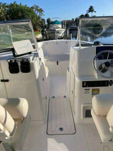 22ft Mako Yacht For Sale