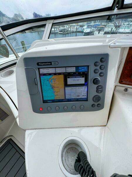 35ft Silverton Yacht For Sale