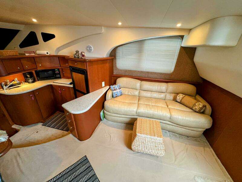35ft Silverton Yacht For Sale
