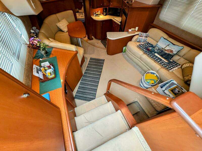 35ft Silverton Yacht For Sale