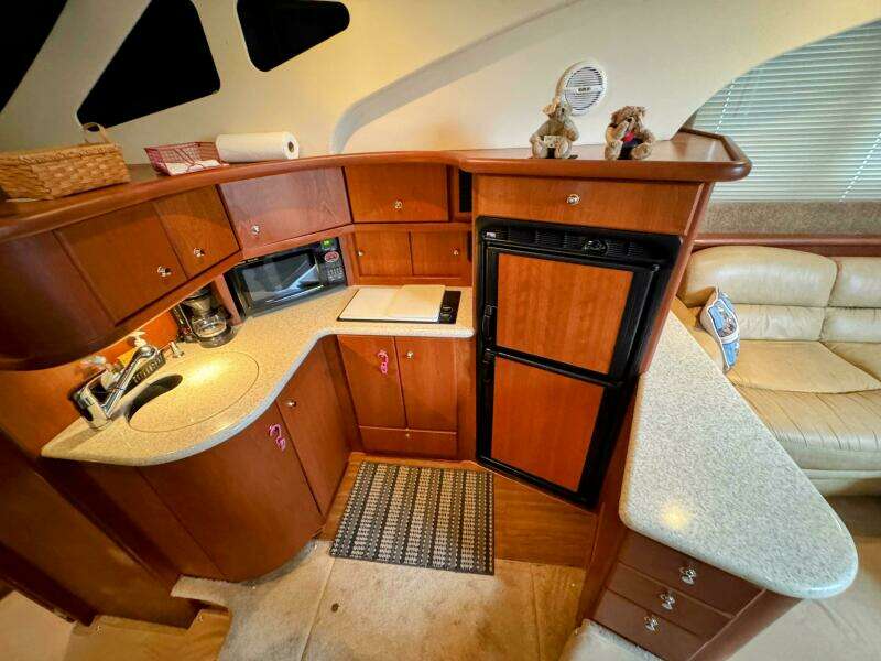 35ft Silverton Yacht For Sale